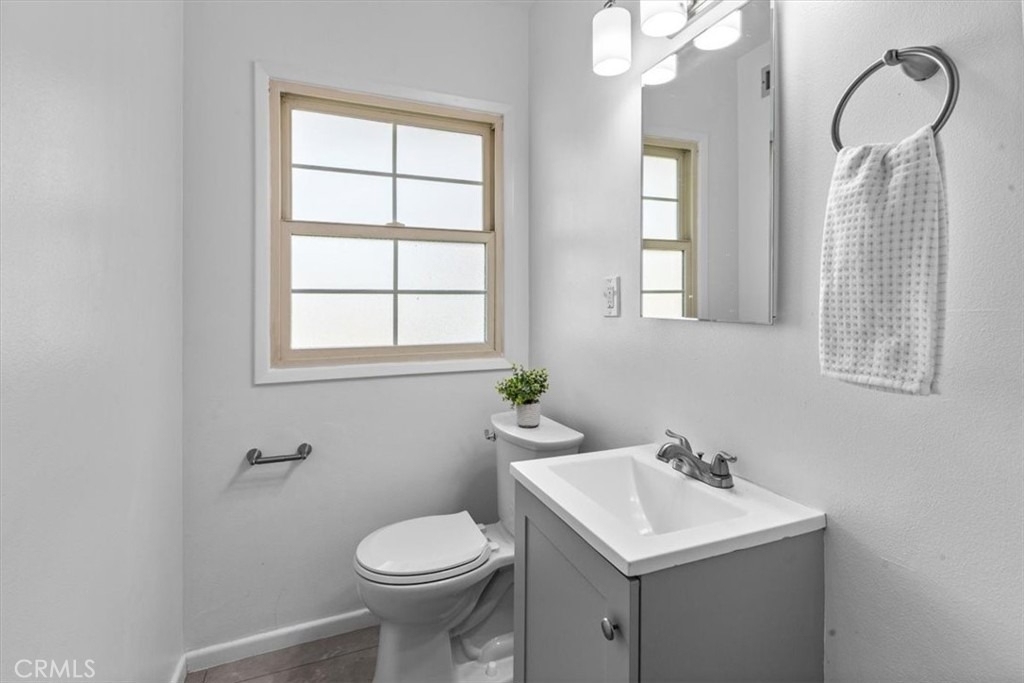 529 W Blaine Street - Photo 20