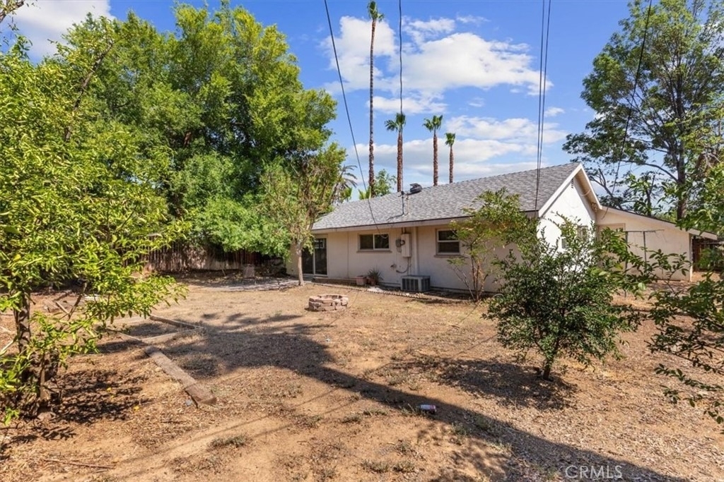 529 W Blaine Street - Photo 21