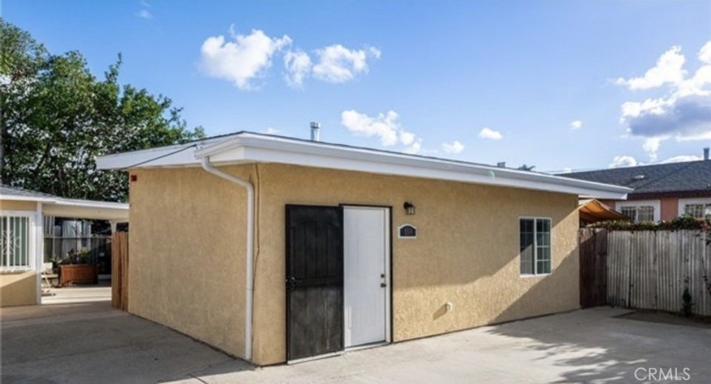 554 W 93rd - Photo 0