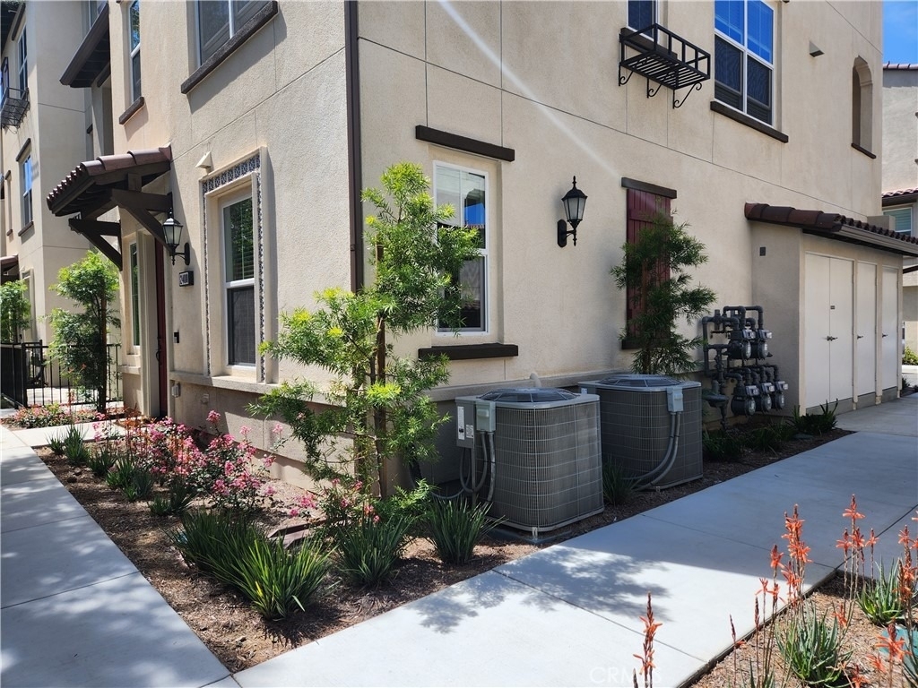 2408 Villena Way - Photo 2