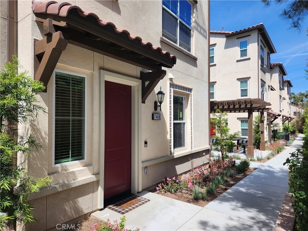 2408 Villena Way - Photo 0