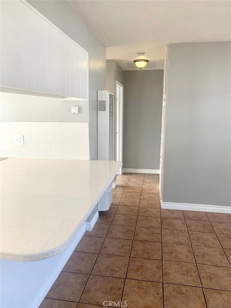 650 N Third Avenue - Photo 2