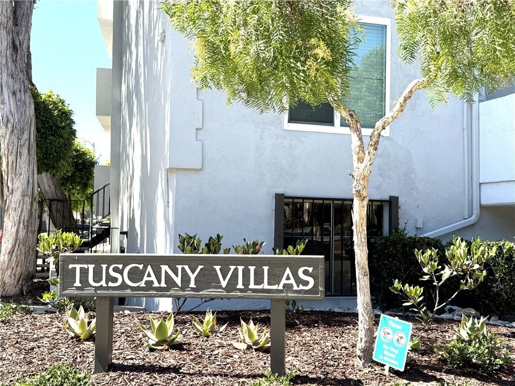 8163 Redlands - Photo 2