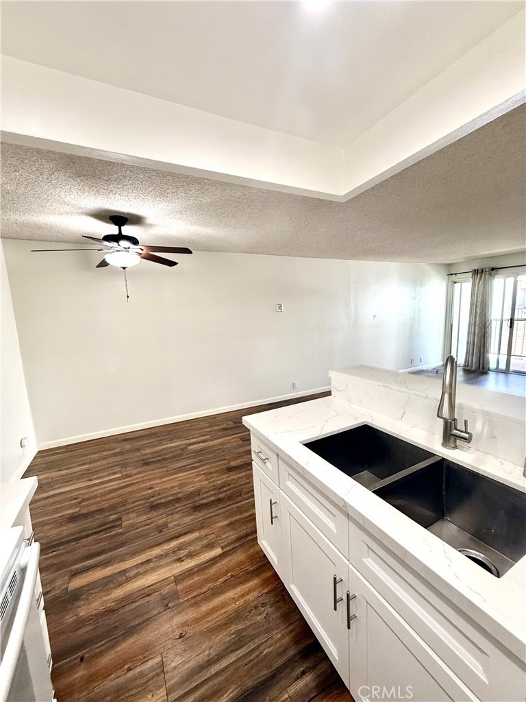 8163 Redlands - Photo 10