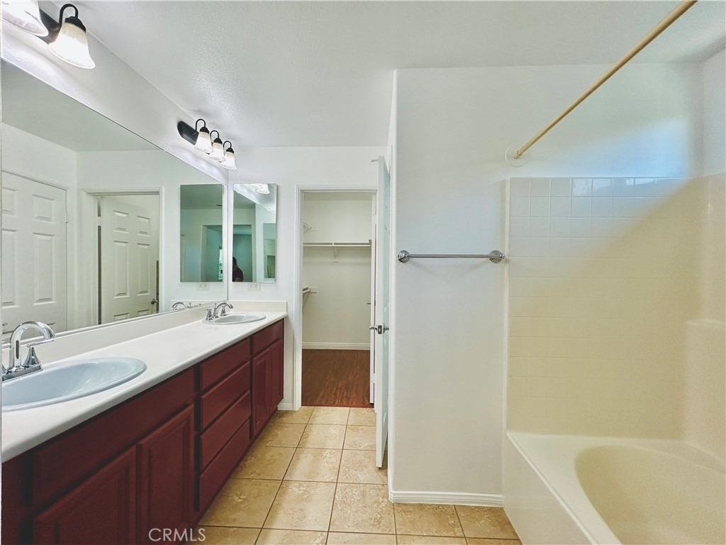 14602 Longwood - Photo 19