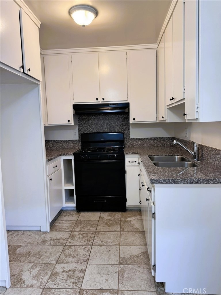 2310 Washington - Photo 3
