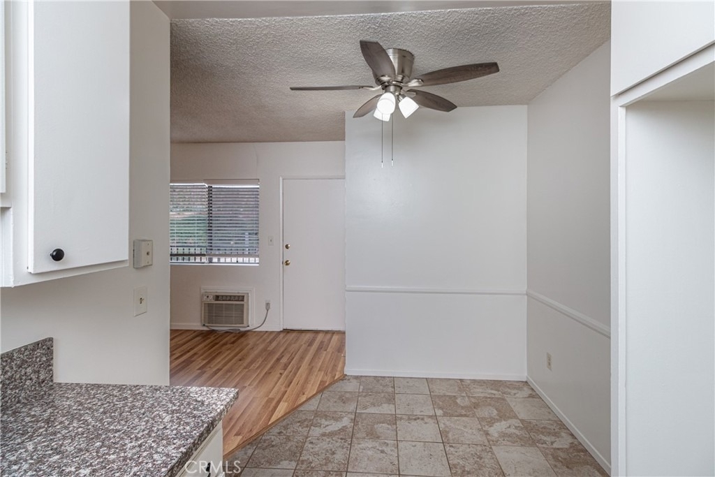 2310 Washington - Photo 20