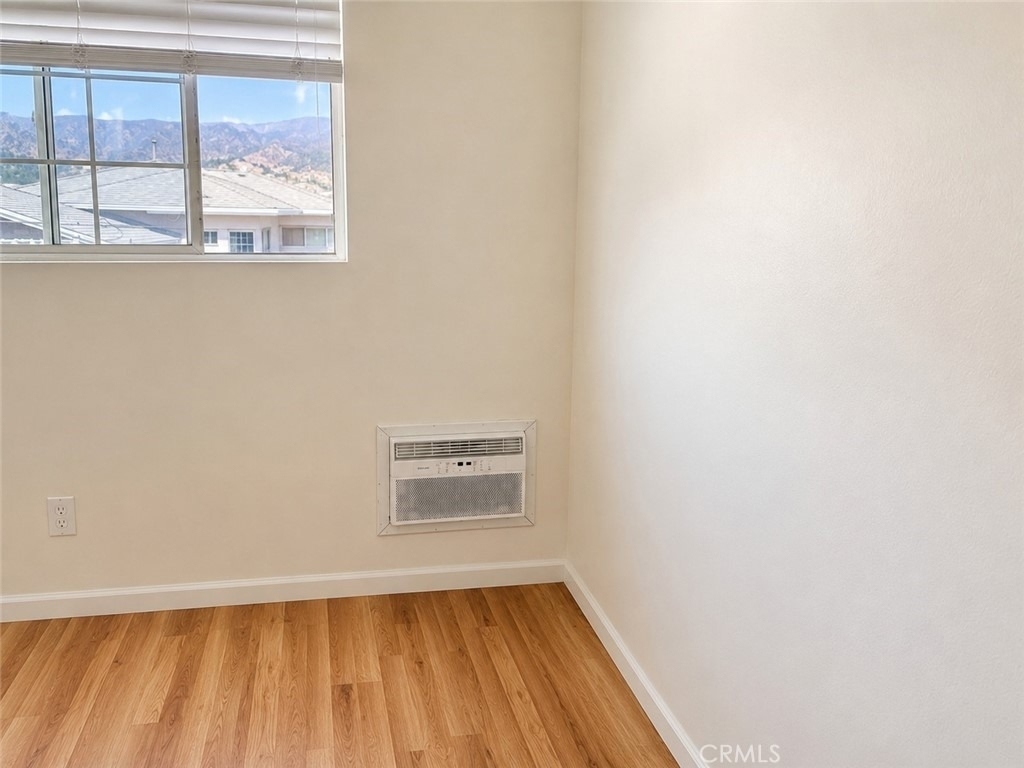2310 Washington - Photo 17