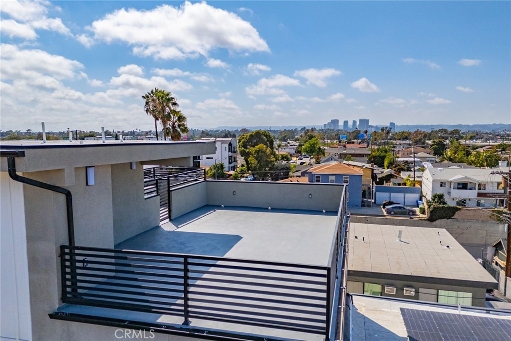5933 Comey Avenue - Photo 43
