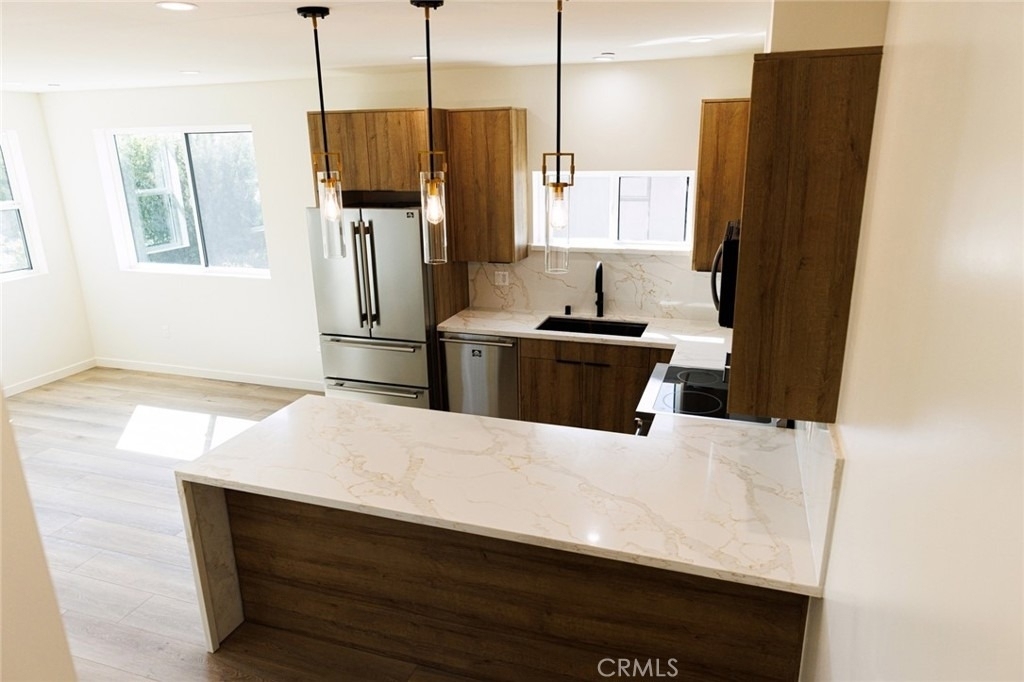 5933 Comey Avenue - Photo 27