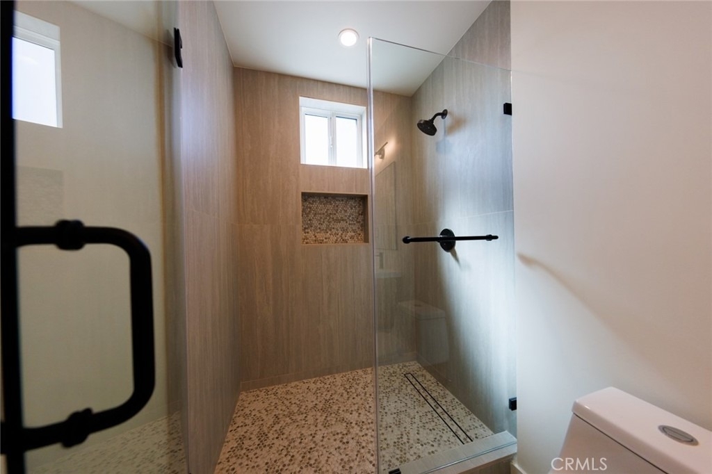 5933 Comey Avenue - Photo 33