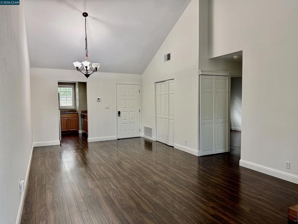 202 Kelley Ln - Photo 3