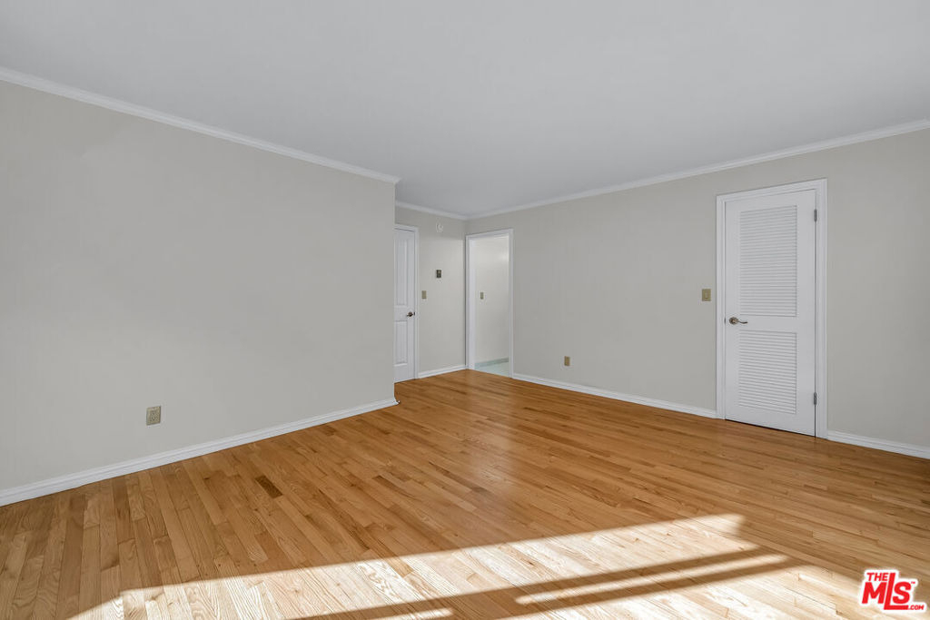 9061 Keith Avenue - Photo 12