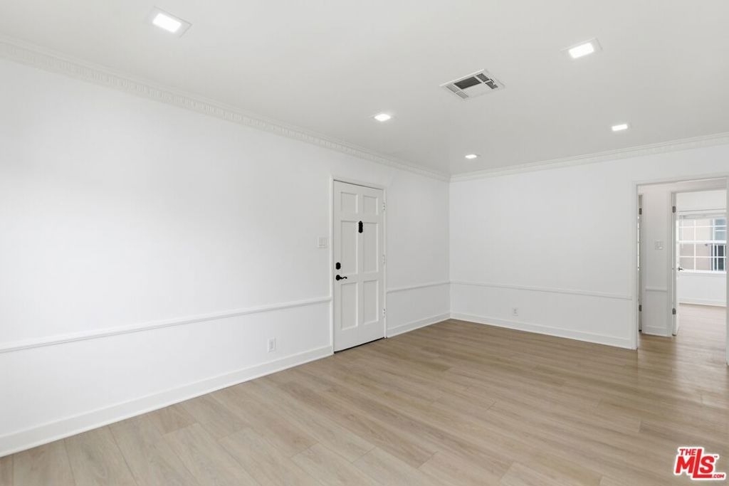 8613 W Olympic Boulevard - Photo 3