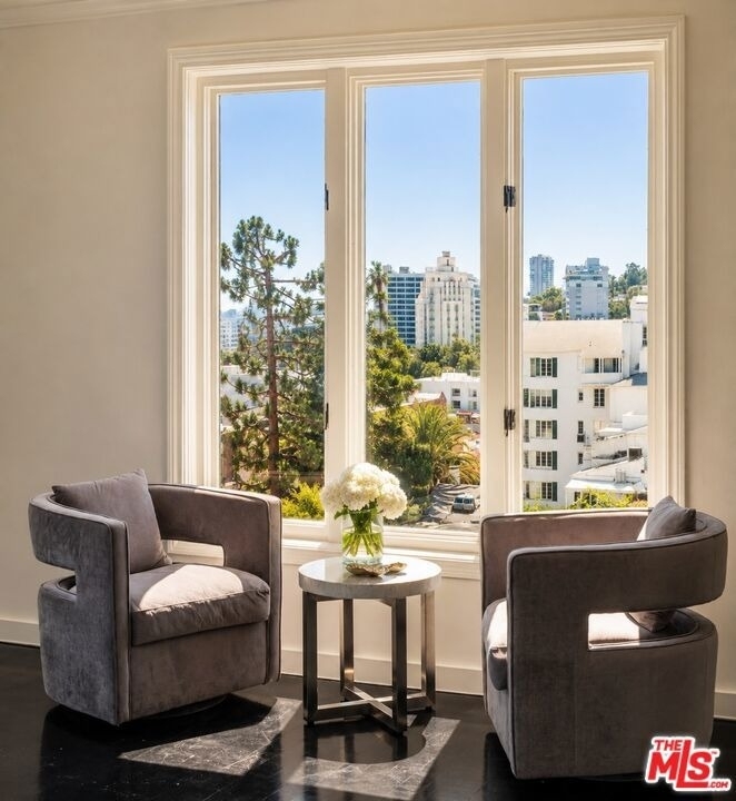 1424 N Crescent Heights Boulevard - Photo 4