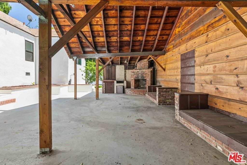 1722 Bel Aire Drive - Photo 24