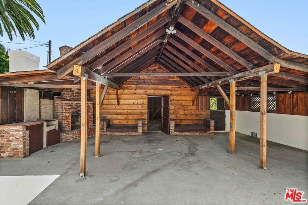 1722 Bel Aire Drive - Photo 23
