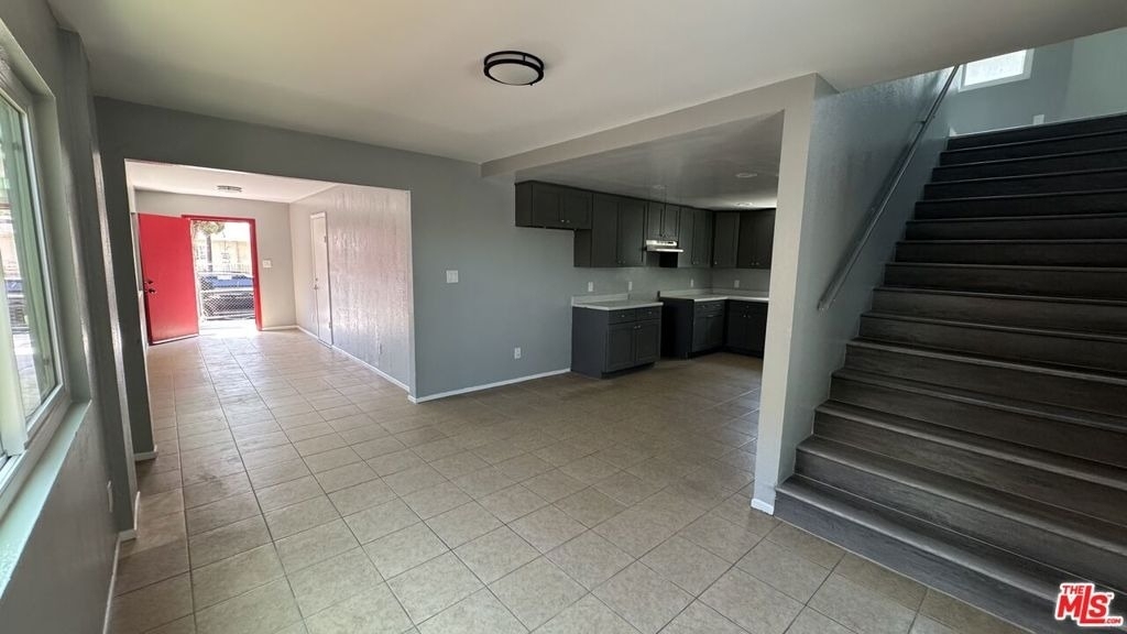 1255 Velasco Street - Photo 4
