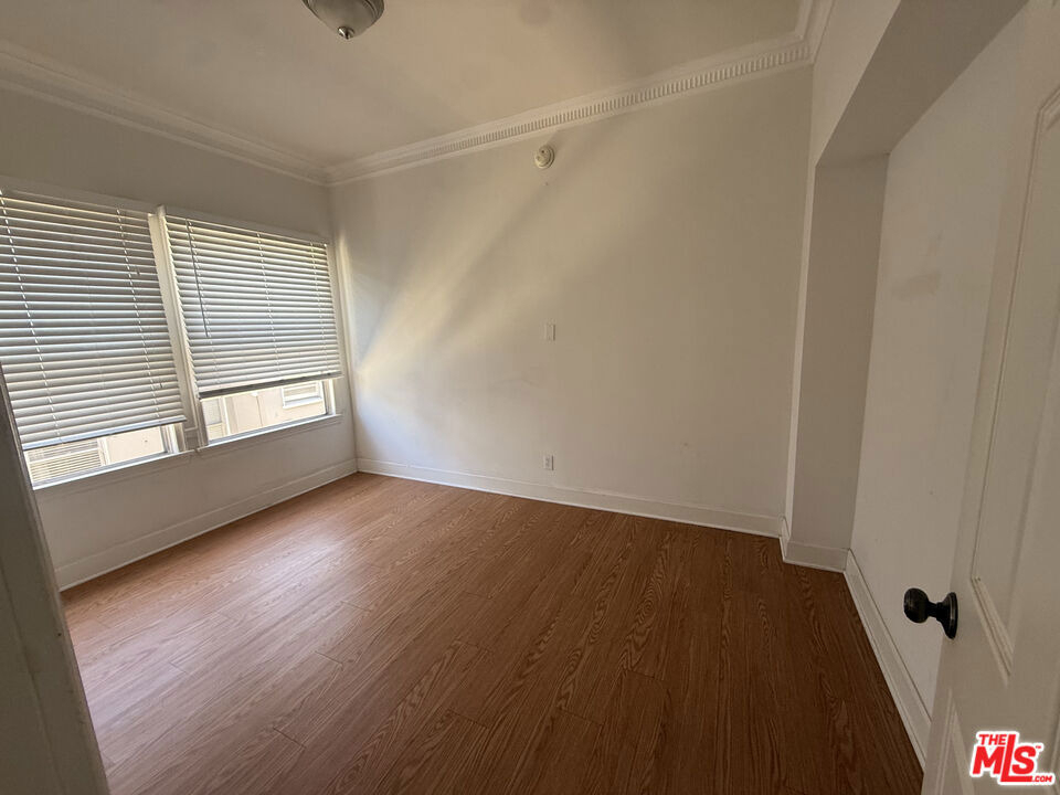 127 N Catalina Street - Photo 6