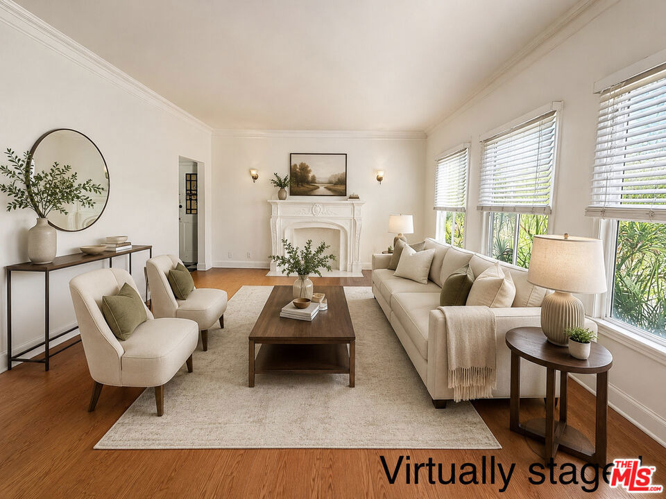 127 N Catalina Street - Photo 1
