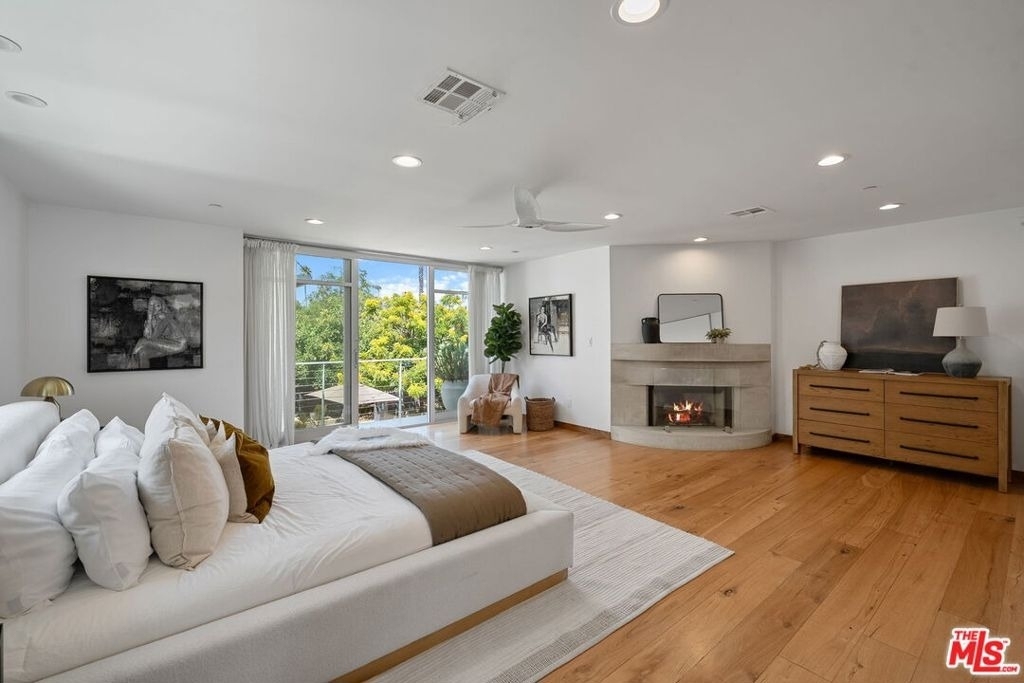 512 Brooks Avenue - Photo 13