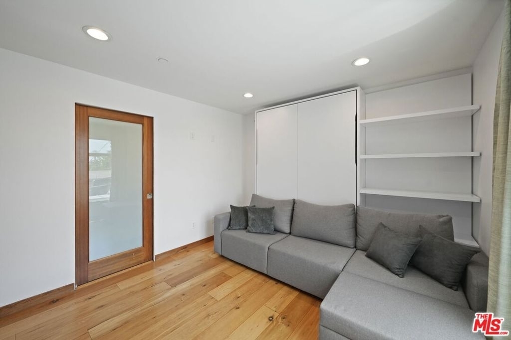 512 Brooks Avenue - Photo 22