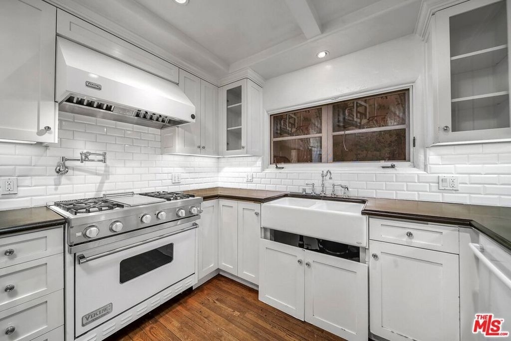 333 S Roxbury Drive - Photo 23
