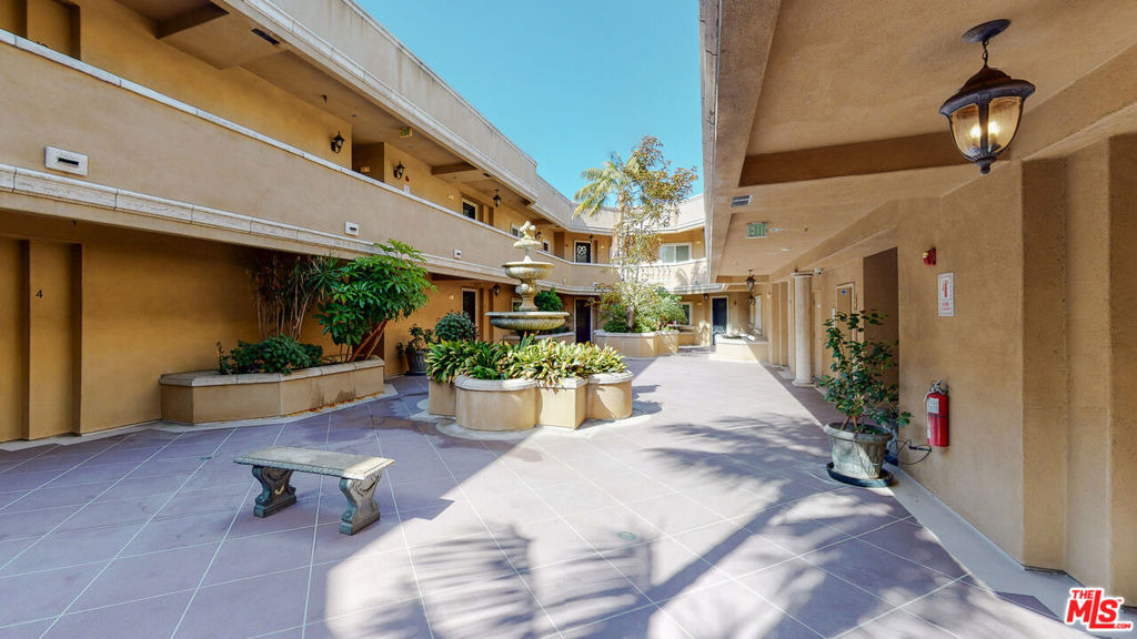 11440 National Boulevard - Photo 1