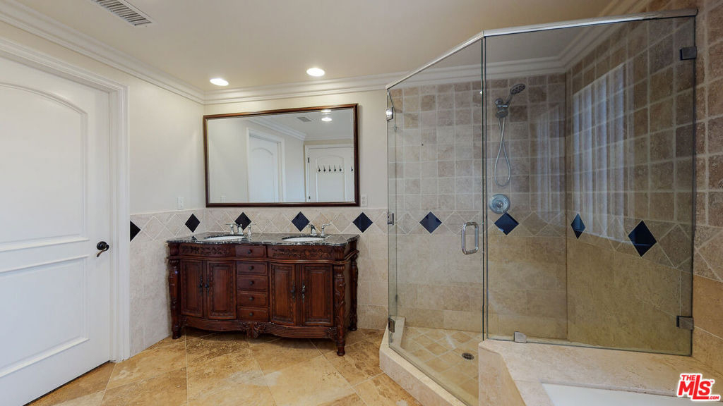 11440 National Boulevard - Photo 13