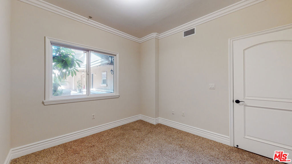 11440 National Boulevard - Photo 21