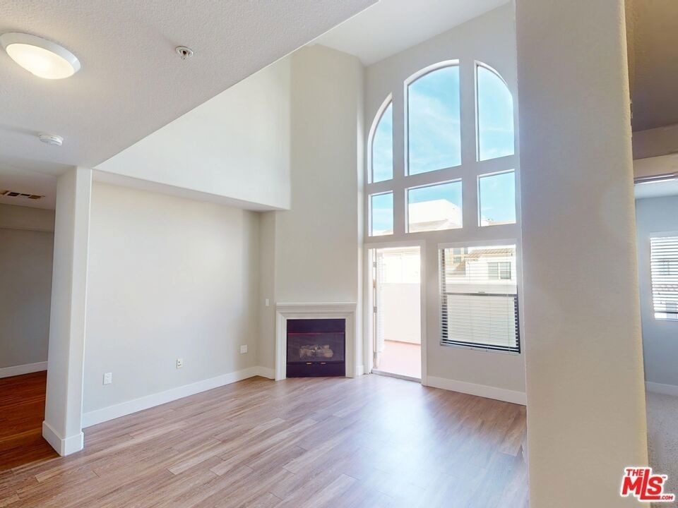 1041 Glendon Avenue - Photo 0
