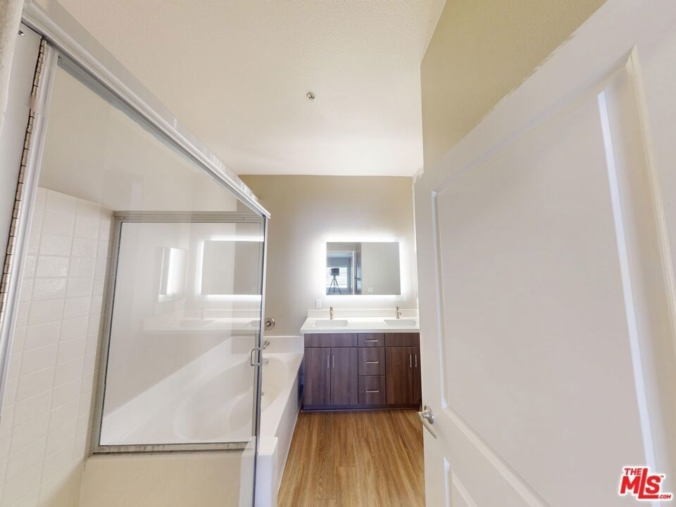 1041 Glendon Avenue - Photo 12