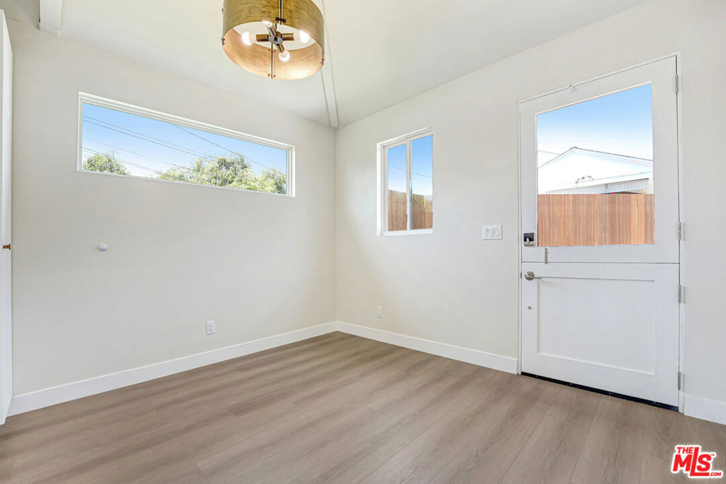 1130 Ashland Avenue - Photo 1