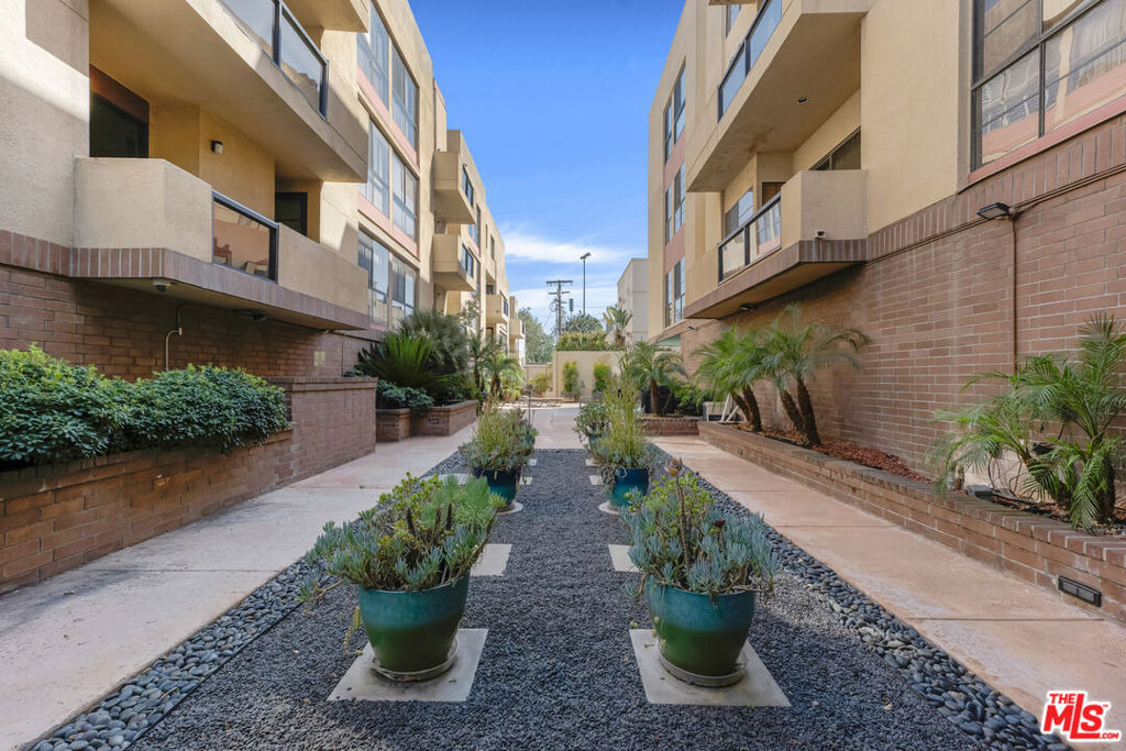 235 S Tower Drive - Photo 32