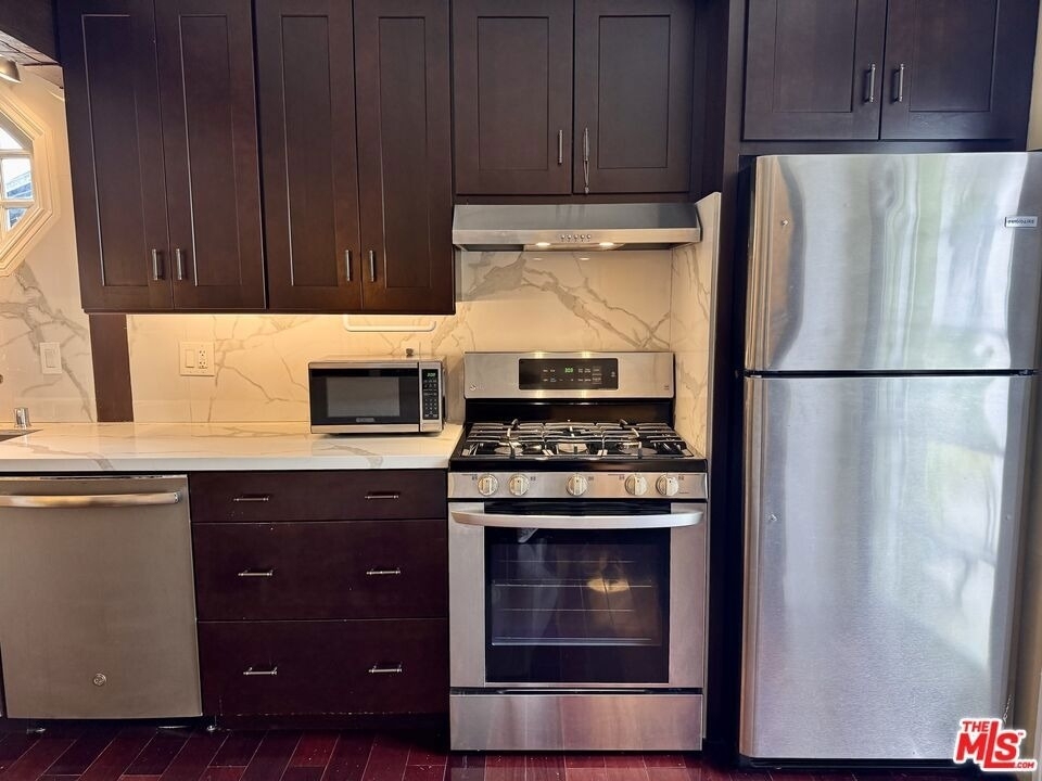 921 S Spaulding Avenue - Photo 1