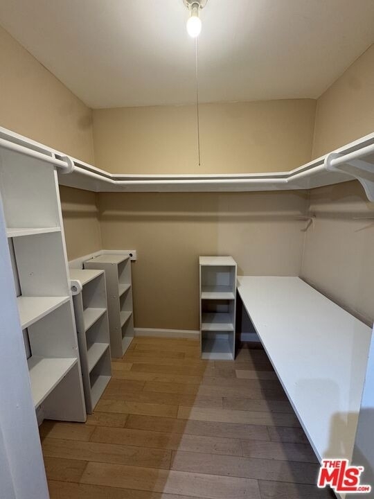 8550 Holloway Drive - Photo 10