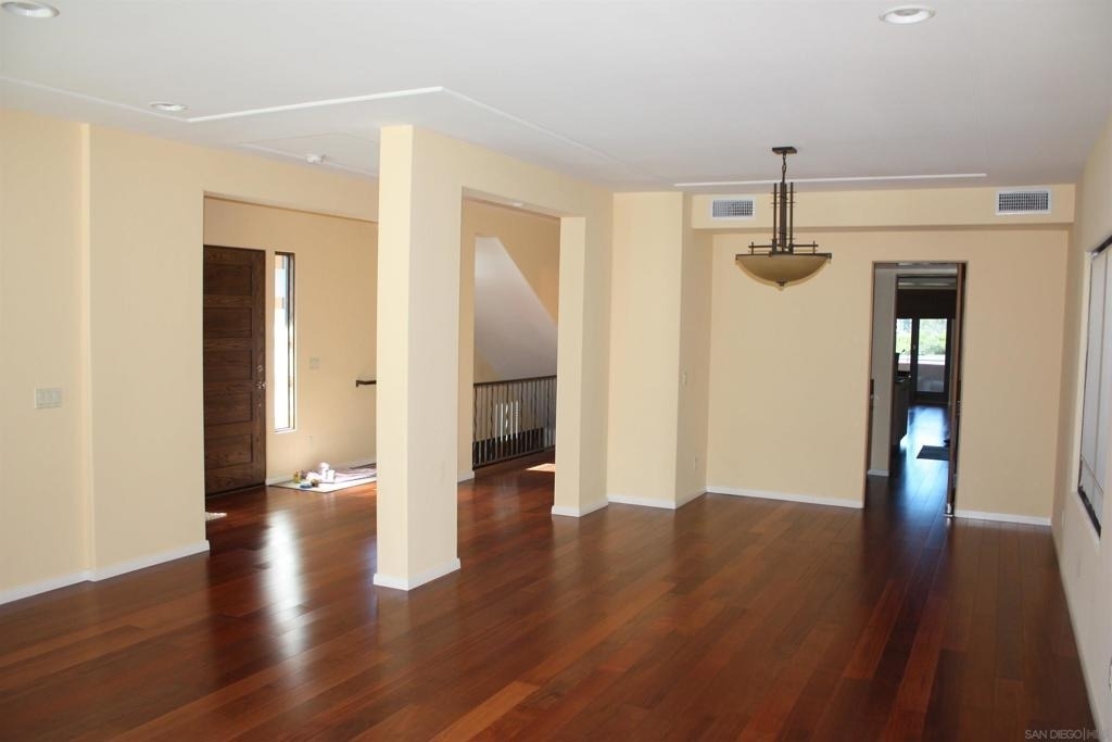 13801 Mercado Drive - Photo 2
