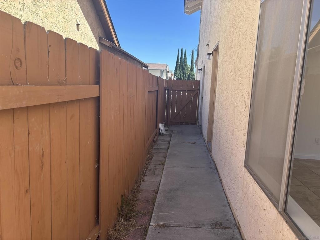 8703 Octans St - Photo 15