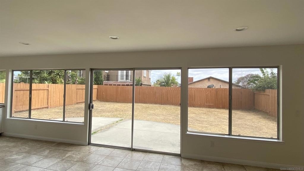 8703 Octans St - Photo 4