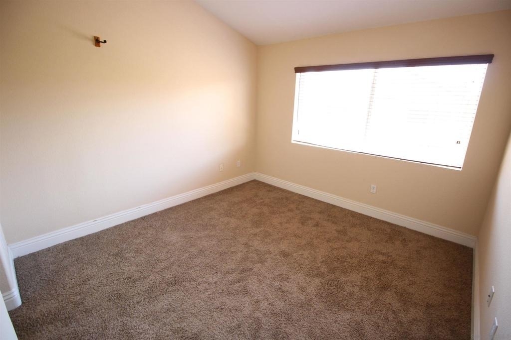 3955 Nobel Dr - Photo 12