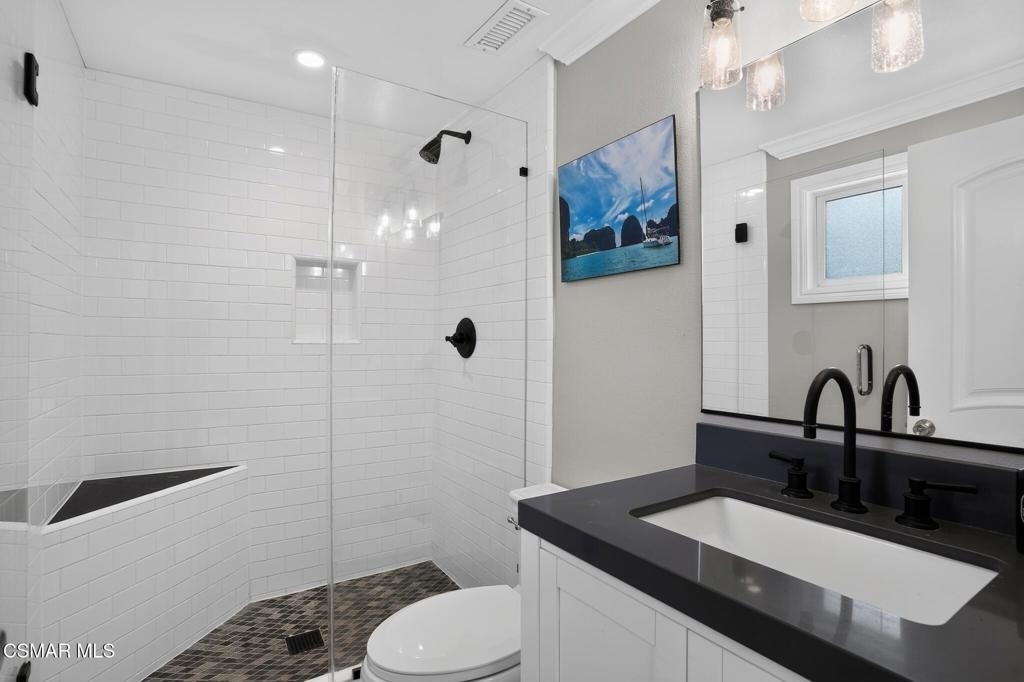 25031 Adelanto Drive - Photo 24