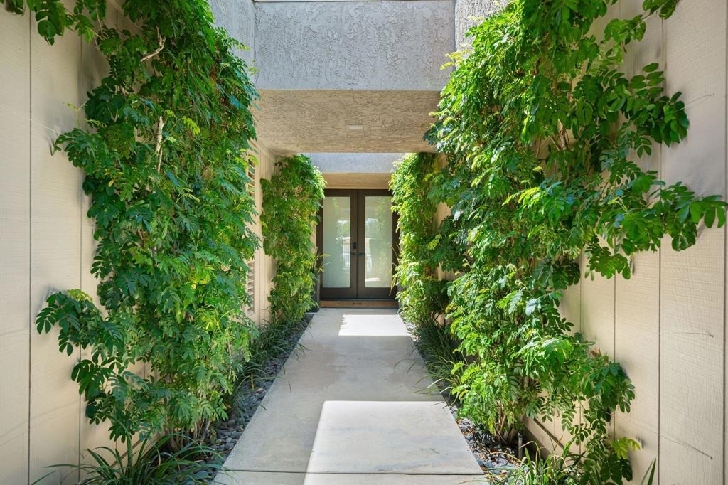 76 Princeton Drive - Photo 1