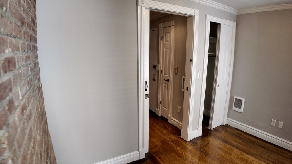 West 53rd Street - Photo 2