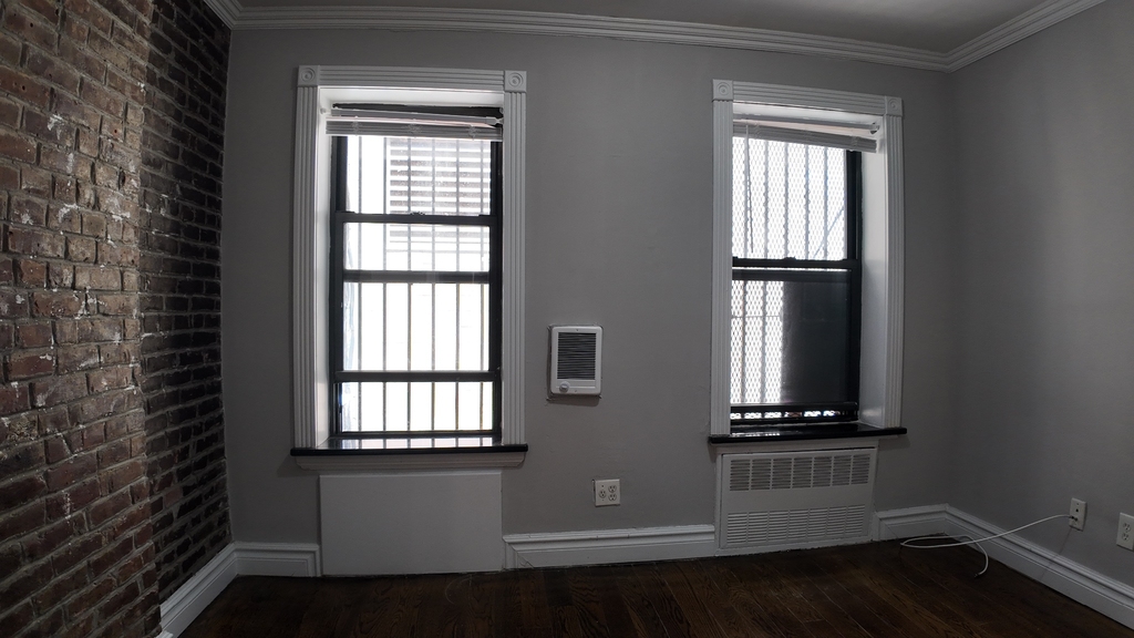 West 53rd Street - Photo 4