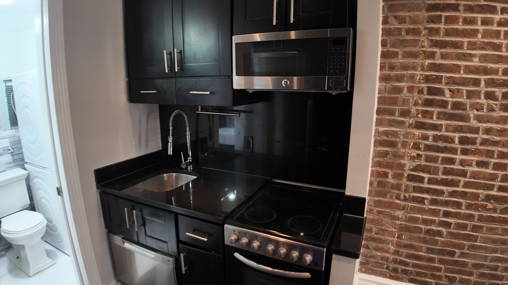 West 53rd Street - Photo 1