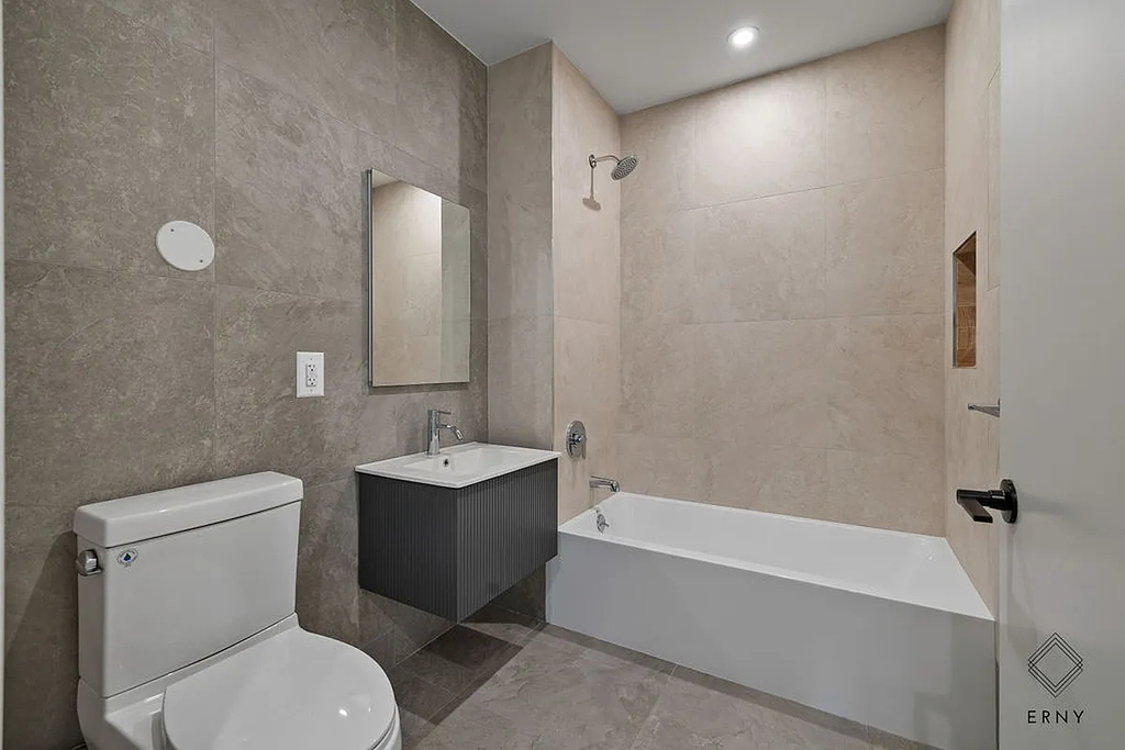 80 Linden Blvd - Photo 6
