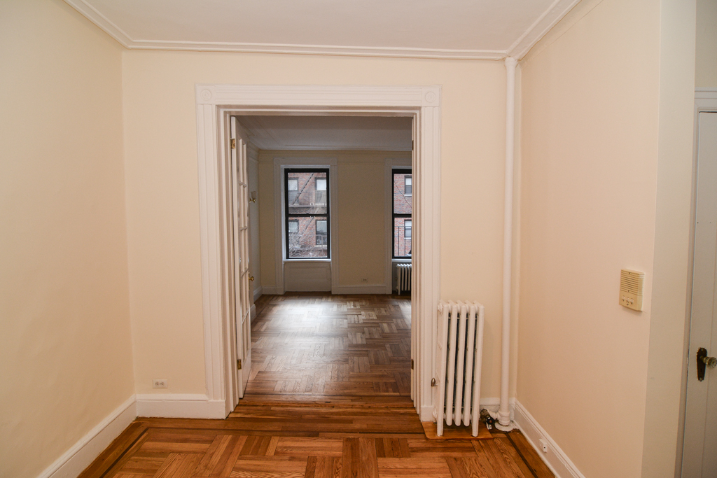 East 89th Street - Photo 0