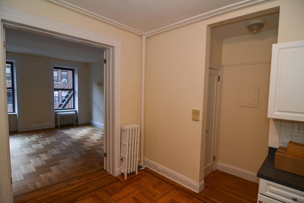 East 89th Street - Photo 1