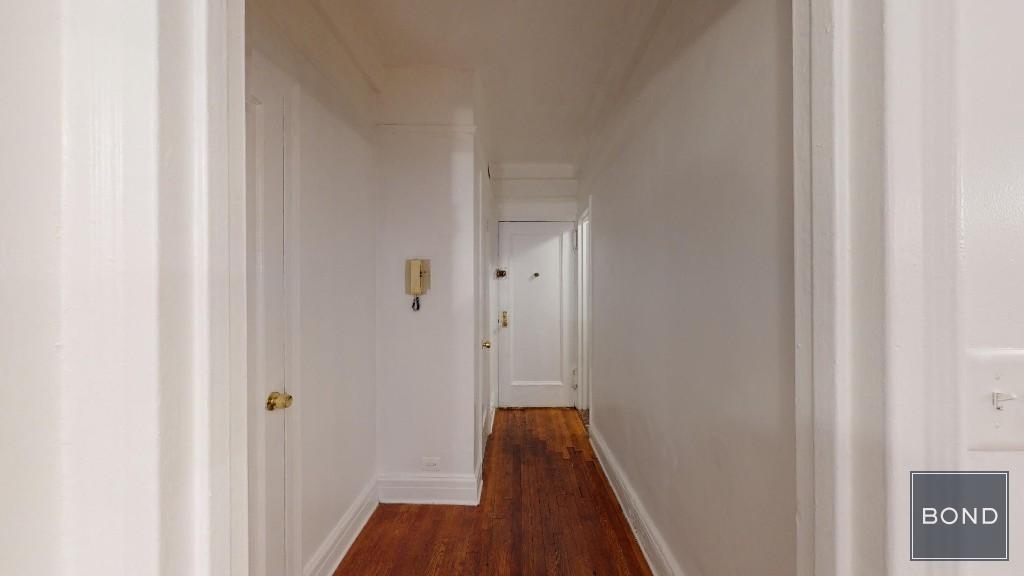 East 35th Street - Photo 2