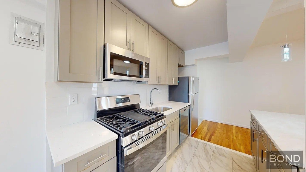East 38th Street - Photo 6